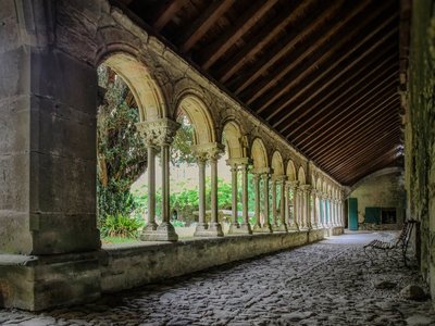 ABBAYE VILLELONGUE CLOITRE