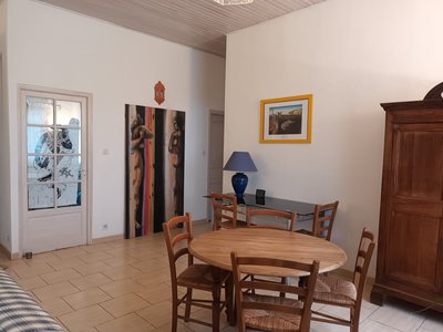 PETITE MAISON DANS LES VIGNES SAM