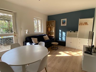 CHALET SALON